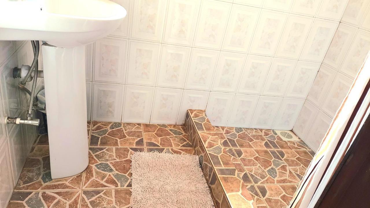 Keelan Ace Villas カンパラ エクステリア 写真